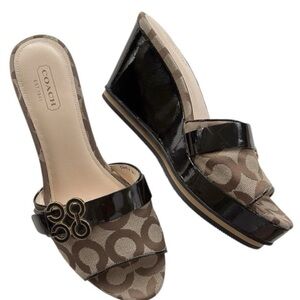 Coach Women's Black and Tan Wedge Sandals